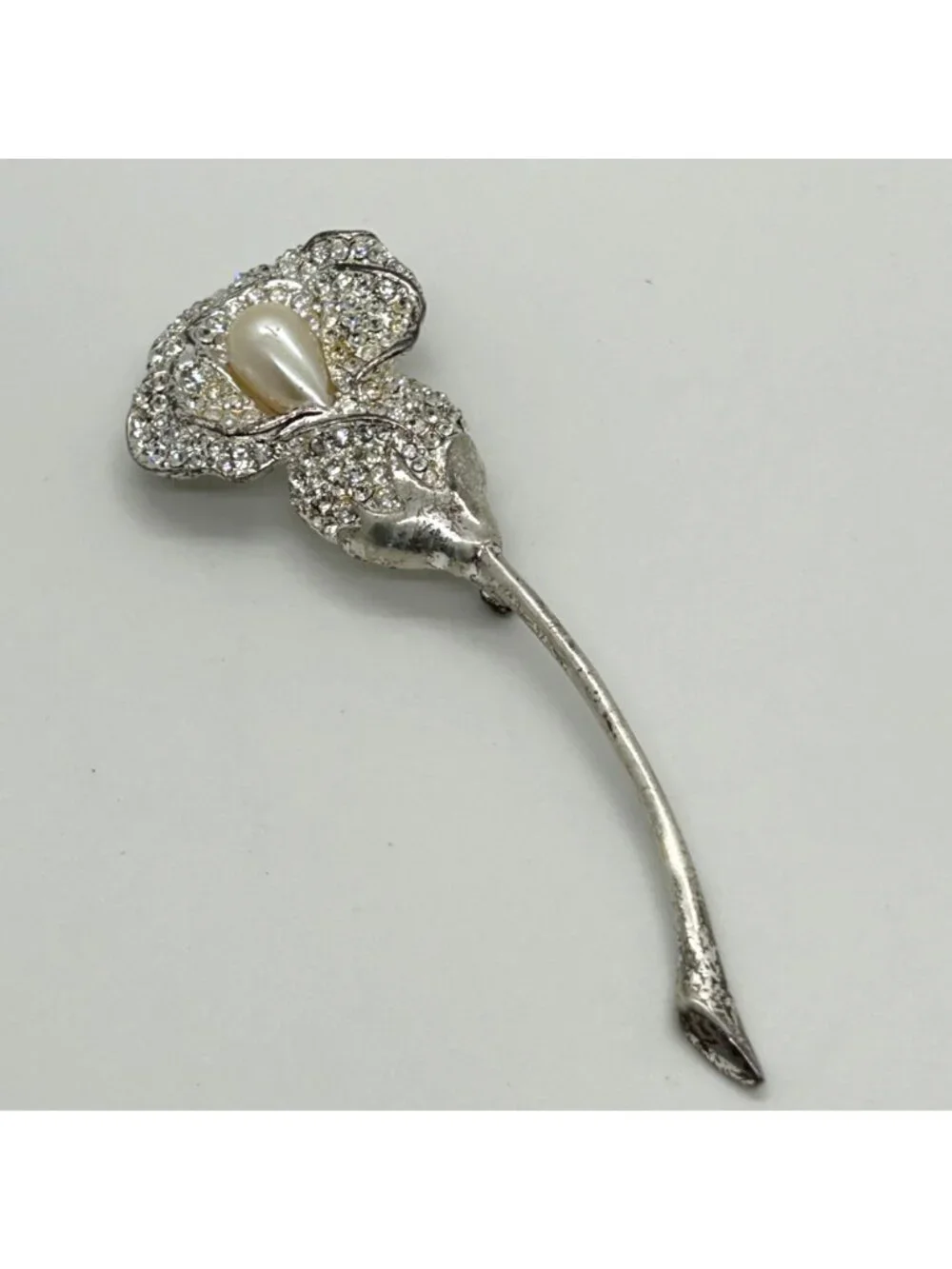 Vintage Napier Calla Lily Brooch Faux Pearl Rhinestones Pave' Silvertone 4" - Picture 2 of 10
